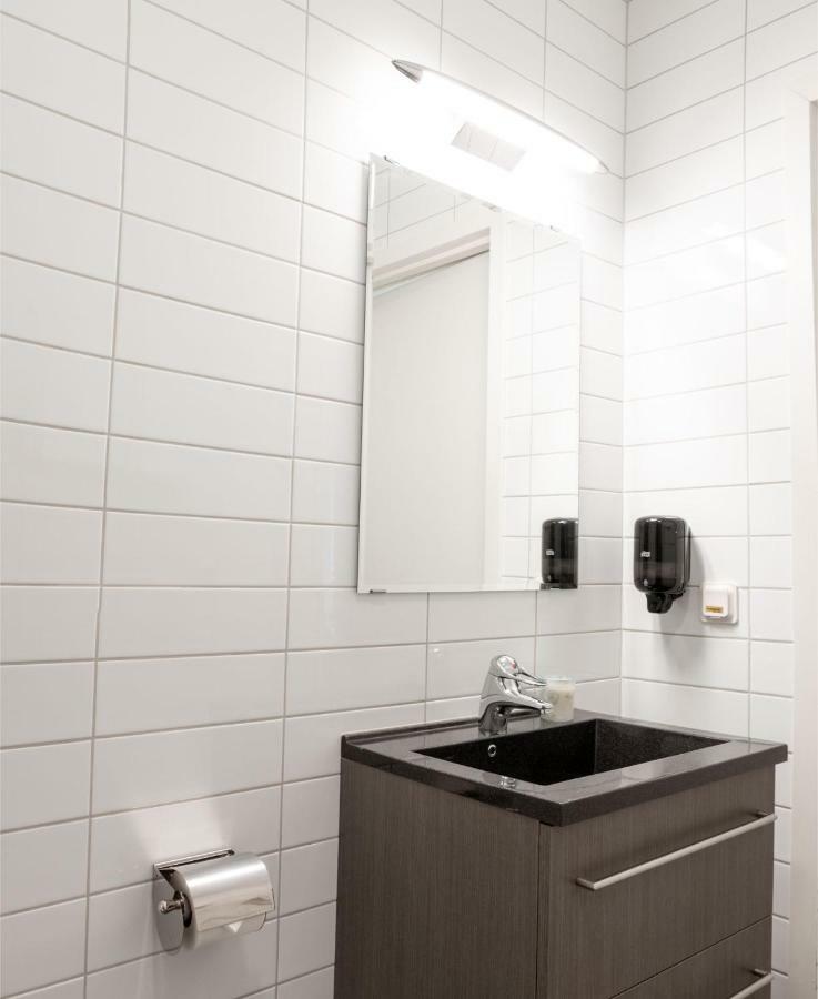 Ettsmart Hotell โซเลนทูนา ภายนอก รูปภาพ